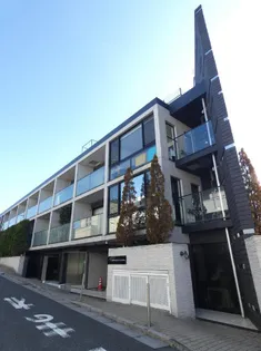 東京都品川区上大崎2【マンション】の外観