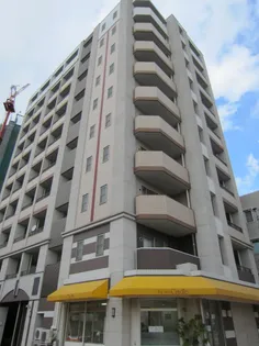 REGINA【3階】の外観