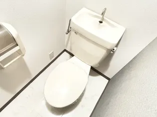 ユーハウス津【1階】の内装