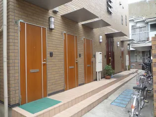 東京都文京区千駄木5【アパート】の外観