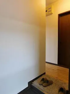 コルキス ソード【2階】の玄関