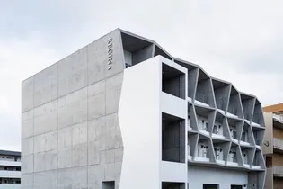 REGINA碩田の画像