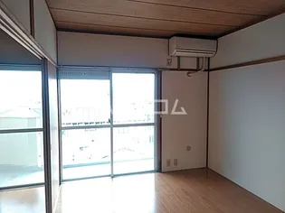 笛木第二マンション【3階】の居間