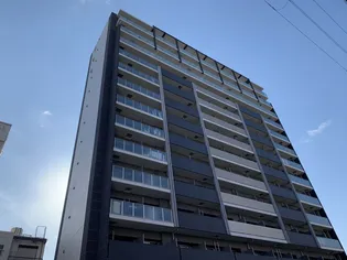 プレサンス三宮東フィール【13階】の外観