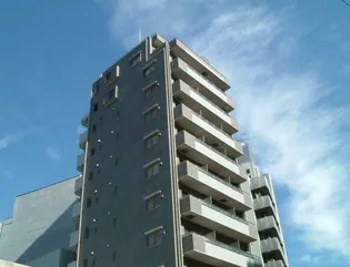 アンベリール新宿【3階】の外観