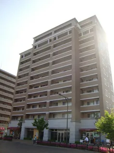 プラザハウスの画像