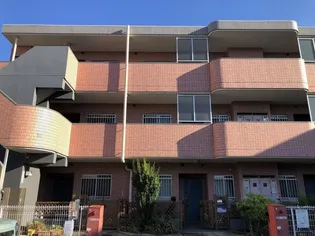 ラプラージュの画像