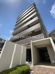 デセンテ北梅田【1階】の外観