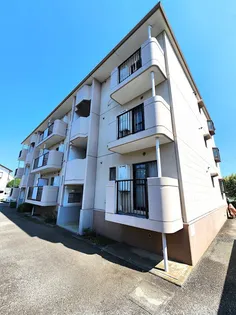 ルミエール湘南【1階】の外観