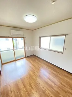 コスモスコーポC【2階】の居間