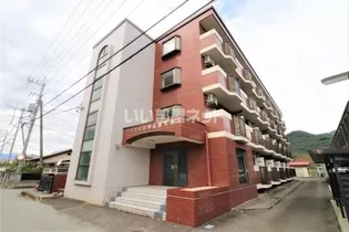 クリスタル甲府善光寺【2階】の外観