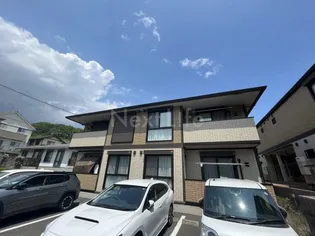 サヌール【2階】の外観