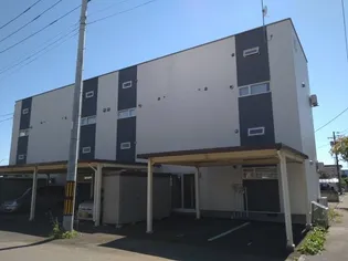 輝【1階】の外観