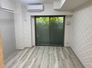 東京都新宿区北新宿3【マンション】の外観