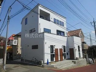 カルペ・ディエム【1階】の外観