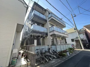 ラ カーサ コモコーメ【1階】の外観
