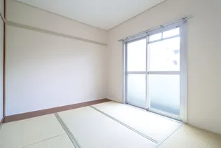 UR鈴蘭台第五【3階】の内装