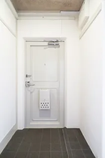 UR鈴蘭台第五【3階】の玄関