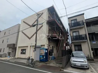 藤崎マンション【1階】の外観