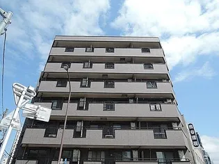 ロイヤルスクエア【2階】の外観