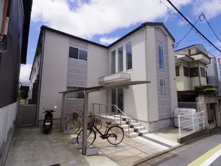 ベンリーナ・ココ【2階】の外観