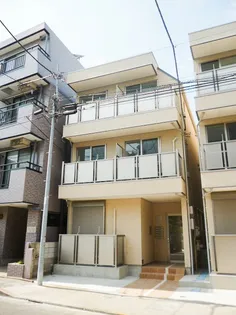 サザンコート ウエスト【2階】の外観