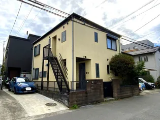 シャルール妻田の画像