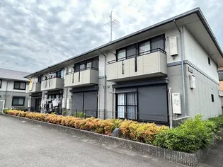 ハイカムール塔南の画像