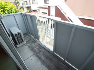 カーム・クウォーターA【2階】の内装