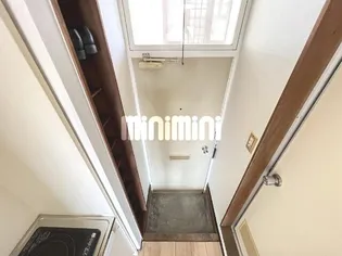 Classicalコモ【1階】の玄関