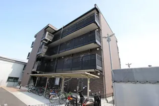 レオネクストスリーズ【3階】の外観