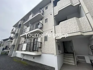 ポルシェ伊勢原II【1階】の外観