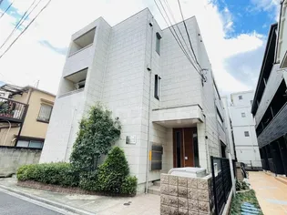 オータム マウンテン三番館【3階】の外観