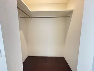 ミグ・ノンの内装