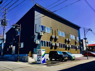 プランドール東栄町【1階】の外観