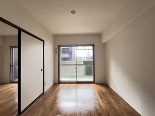 ノーブル・ライフ【2階】の内装