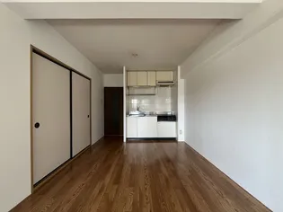 ノーブル・ライフ【2階】の内装