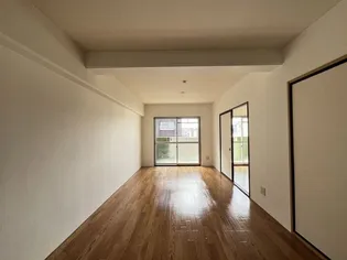 ノーブル・ライフ【2階】の居間