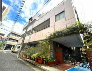 プレジール中嶋【3階】の外観