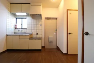 パルコートハイツ【2階】の居間