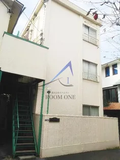 アゼリアハウス【3階】の外観