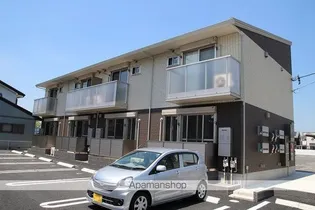 ロイヤルパークス島【1階】の外観