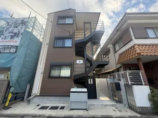 カローレ鶴見【2階】の外観