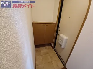 アビタシオン シードI【1階】の玄関