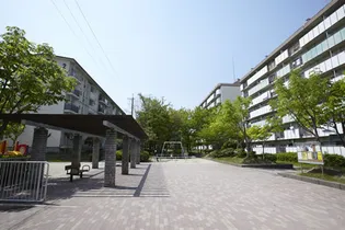 UR洛西新林北【7階】の外観