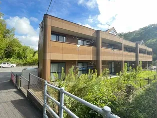 ウィステリアスプリングス【1階】の外観