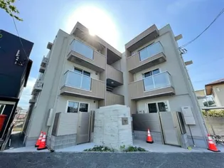 アゼリア【1階】の外観