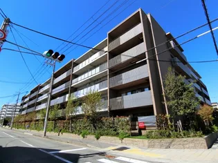 兵庫県西宮市甲子園三番町【マンション】の外観