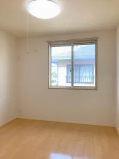 プレステージ東福原【2階】の居間