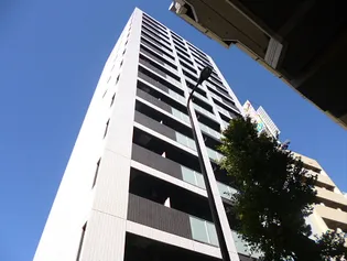 東京都渋谷区幡ヶ谷2【マンション】の外観